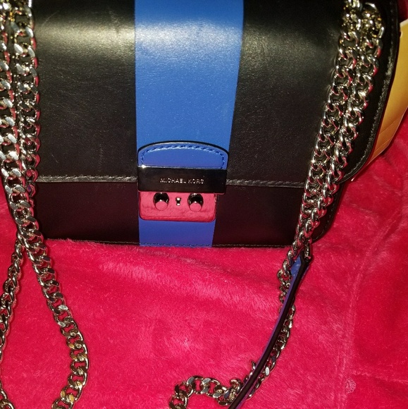 Michael Kors đź’˘Not for Sale đź’˘ - Picture 2 of 6